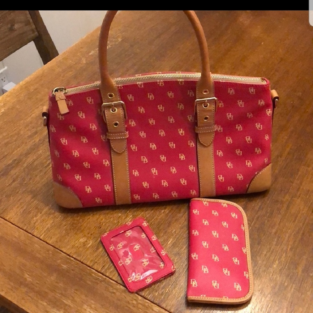 Not for sale!!!! Searching for items in pic 3 or 4